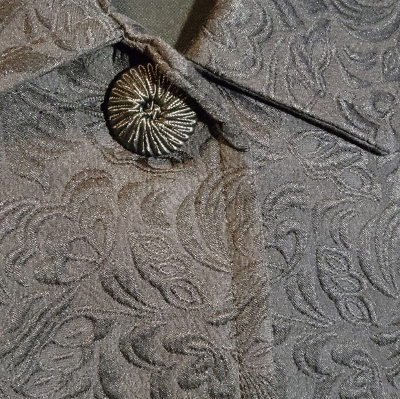 Ambition RARE Black Brocade Cropped Swing Jacket. Cotton & polyester Size M - Picture 3 of 9